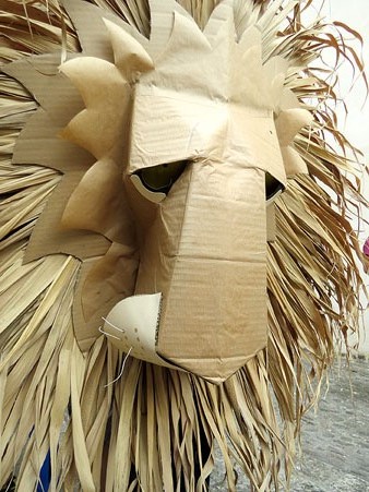 El cap de lleó, un dels símbols de la Vall, obra de Jason Cliverd