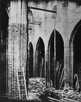 Obres de construcció de l'església. 1894