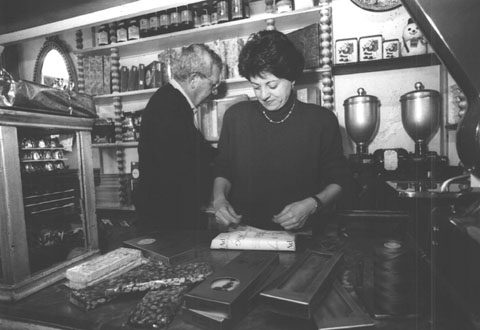 Pastisseria Puig de l'Argenteria. Octubre 1992