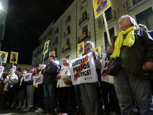 Concentració a la plaça del Vi per la llibertat dels presos polítics, amb Joanjo Bosk