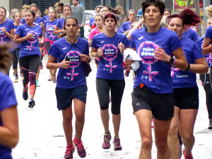 Cursa de la Dona 2018. Concentració i sortida del Parc de la Devesa, cursa pels carrers de Girona i arribada a la Copa