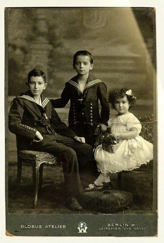 Walter, Georg i Dora Benjamin l'any 1904
