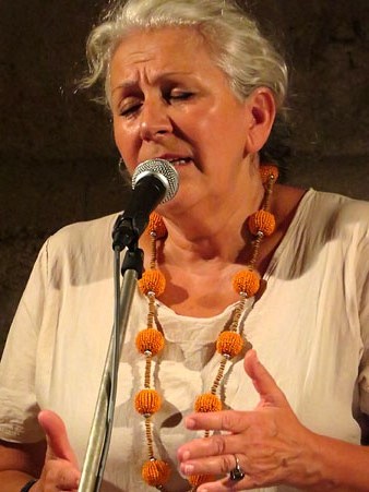 Rosa Zaragoza durant el concert al Pati del Rabins