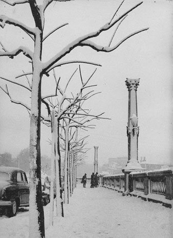 Vista de la Rambla Verdaguer desprs d'una nevada. 1960
