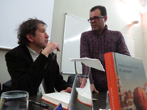 Llibreria Geli. Presentació del llibre El navegant, de Joan-Lluís Lluís, amb Josep Domènech Ponsatí i Xavier Delòs