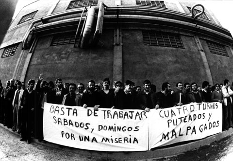 Manifestació dels treballadors de la fàbrica de paper Torras Hostench. 1979