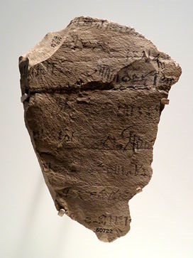 Òstracon que registra l'ascens al tron del faraó. Pedra calcària. Dinastia XX, regnat de Ramesses VI, Ca. 1143 aC. Dei el-Medina, Tebes