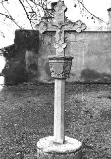 Creu gòtica de Borrassà. 1985-1995