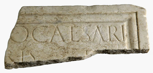 Fragment d'inscripció dedicada a Germànic