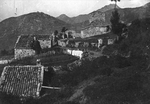 Vista general de Sant Martí de Surroca. 1890-1923
