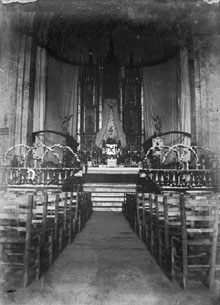 Altar major de l'església de Sant Esteve d'Olot. 1888-1910