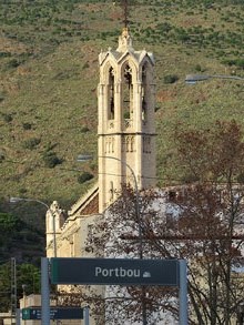 Campanar de Santa Maria de Portbou, església construïda per Joan Martorell el 1879