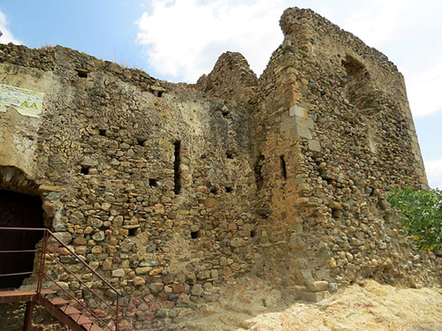 Interior del castell de Quermançó