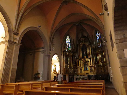 Interior de la nau de l'església