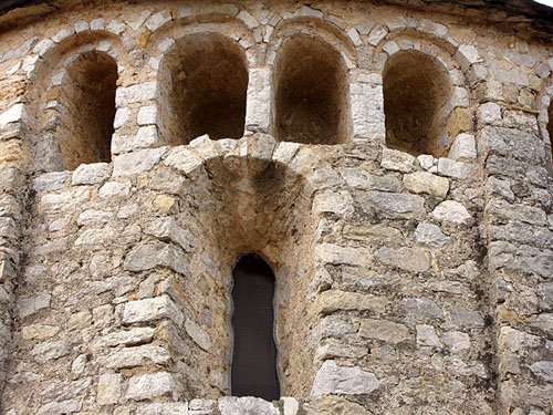 Absis de l'església de Sant Joan de Bellcaire