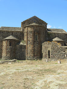 Capçalera de l'església de Sant Quirze de Colera