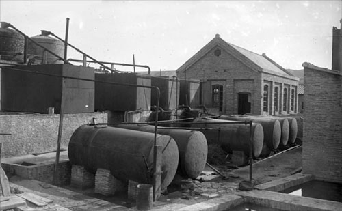 Dipòsits i forns d'una indústria de ceràmica de Sils, 1900-1920