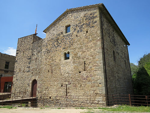 Castell de Juvinyà. Segle XII-XIV