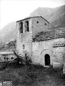 Portal i campanar de l'església de Sant Martí de Surroca. 1939-1955