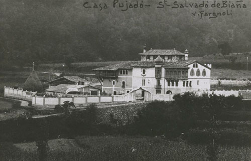 Vista del mas La Coromina, de Sant Martí del Clot, propietat de la família Pujador, resident habitualment al mas Puig, de Sant Salvador de Bianya. 1911-1936