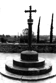 Creu de terme de Sant Mori. 1989