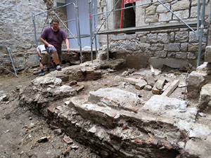 Cases medievals al carrer Ciutadans de Girona. Estudi arqueol&ograve;gic de les restes