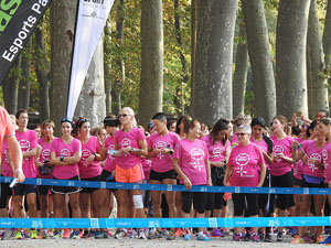 Cursa de la Dona 2016. Concentració i sortida del Parc de la Devesa