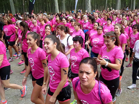 Sortida de les participants des del parc de la Devesa