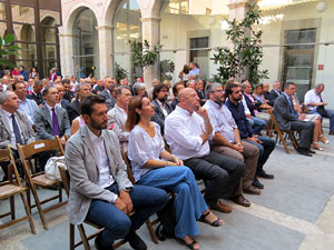 Diada Nacional 2016. Acte institucional al pati de la Diputació de Girona