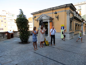 Diada Nacional 2016. Homenatge floral a Carles Rahola a la Rambla de la Llibertat