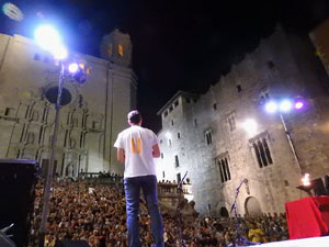 Diada Nacional 2016. X Marxa de Torxes de Girona. Lectura del manifest