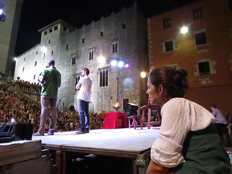 Diada Nacional 2016. X Marxa de Torxes de Girona. Lectura del manifest