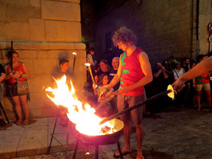 Diada Nacional 2016. X Marxa de Torxes de Girona pels carrers del Barri Vell