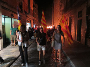 Diada Nacional 2016. X Marxa de Torxes de Girona pels carrers del Barri Vell