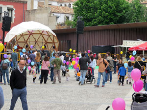 Festivalot 2016. Actuaci&oacute; de Les Anxovetes a la pla&ccedil;a del Pallol