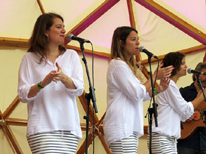 Festivalot 2016. Actuaci&oacute; de Les Anxovetes a la pla&ccedil;a del Pallol