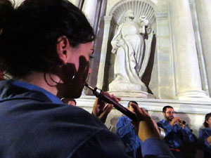 Fires 2016. Castells dins la nau g&ograve;tica de la Catedral de Girona