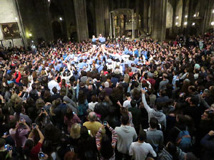 Fires 2016. Castells dins la nau gòtica de la Catedral de Girona