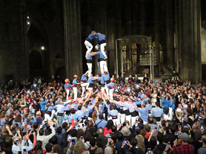 Fires 2016. Castells dins la nau gòtica de la Catedral de Girona
