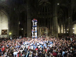 Fires 2016. Castells dins la nau gòtica de la Catedral de Girona