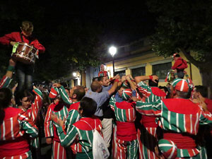 Fires 2016. Els Castells de Vigília a la Rambla de la Llibertat, amb els Marrecs de Salt i la Nova Muixeranga d'Algemesí