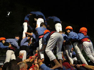 Fires 2016. Els Castells de Vigília a la Rambla de la Llibertat, amb els Marrecs de Salt i la Nova Muixeranga d'Algemesí