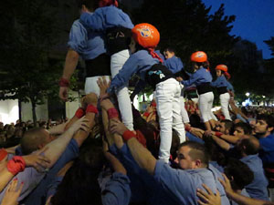 Fires 2016. Els Castells de Vigília a la Rambla de la Llibertat, amb els Marrecs de Salt i la Nova Muixeranga d'Algemesí
