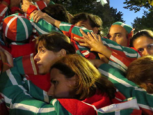 Fires 2016. Els Castells de Vigília a la Rambla de la Llibertat, amb els Marrecs de Salt i la Nova Muixeranga d'Algemesí
