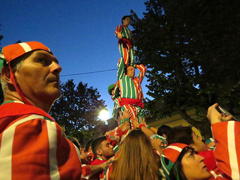Actuació de la Nova Muixeranga d'Algemesí