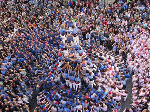 Fires 2016. La Diada Castellera a la plaça del Vi, amb els Marrecs de Salt, els Capgrossos de Mataró i els Minyons de Terrassa
