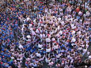 Fires 2016. La Diada Castellera a la plaça del Vi, amb els Marrecs de Salt, els Capgrossos de Mataró i els Minyons de Terrassa