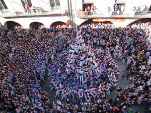 Fires 2016. La Diada Castellera a la plaça del Vi, amb els Marrecs de Salt, els Capgrossos de Mataró i els Minyons de Terrassa