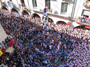 Fires 2016. La Diada Castellera a la plaça del Vi, amb els Marrecs de Salt, els Capgrossos de Mataró i els Minyons de Terrassa