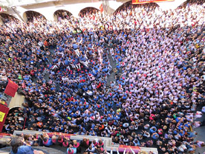 Fires 2016. La Diada Castellera a la plaça del Vi, amb els Marrecs de Salt, els Capgrossos de Mataró i els Minyons de Terrassa